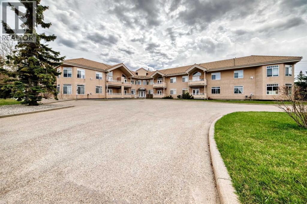 2122, 2122 Patterson View Sw, Calgary, Alberta  T3H 3J9 - Photo 2 - A2309029