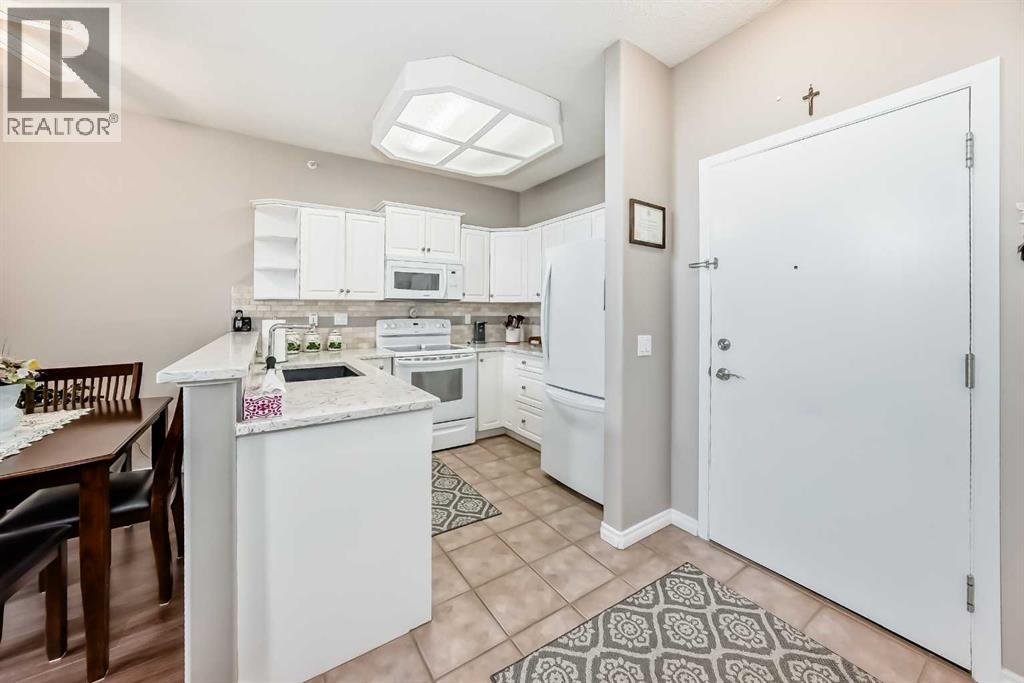 2122, 2122 Patterson View Sw, Calgary, Alberta  T3H 3J9 - Photo 6 - A2309029