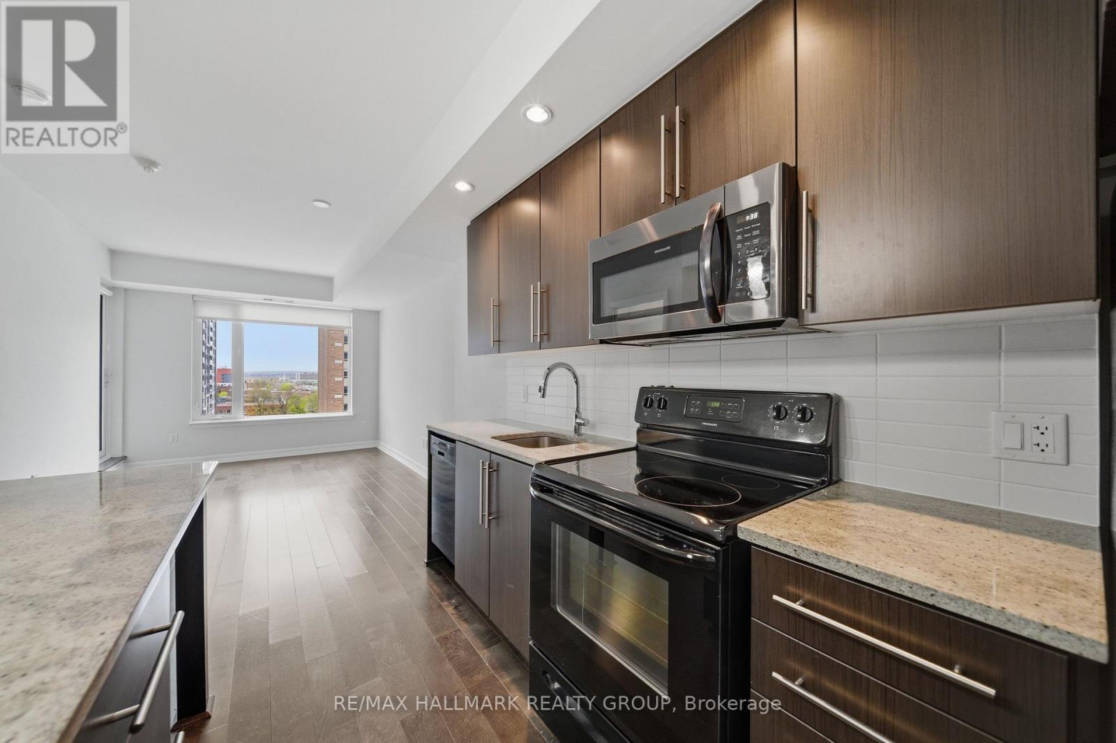 807 - 238 Besserer Street, Ottawa, Ontario  K1N 6B1 - Photo 8 - X12930402