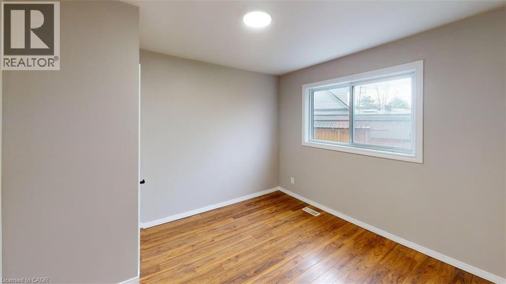 24 Burn Place, Kitchener, Ontario  N2M 1Y9 - Photo 7 - 40828780