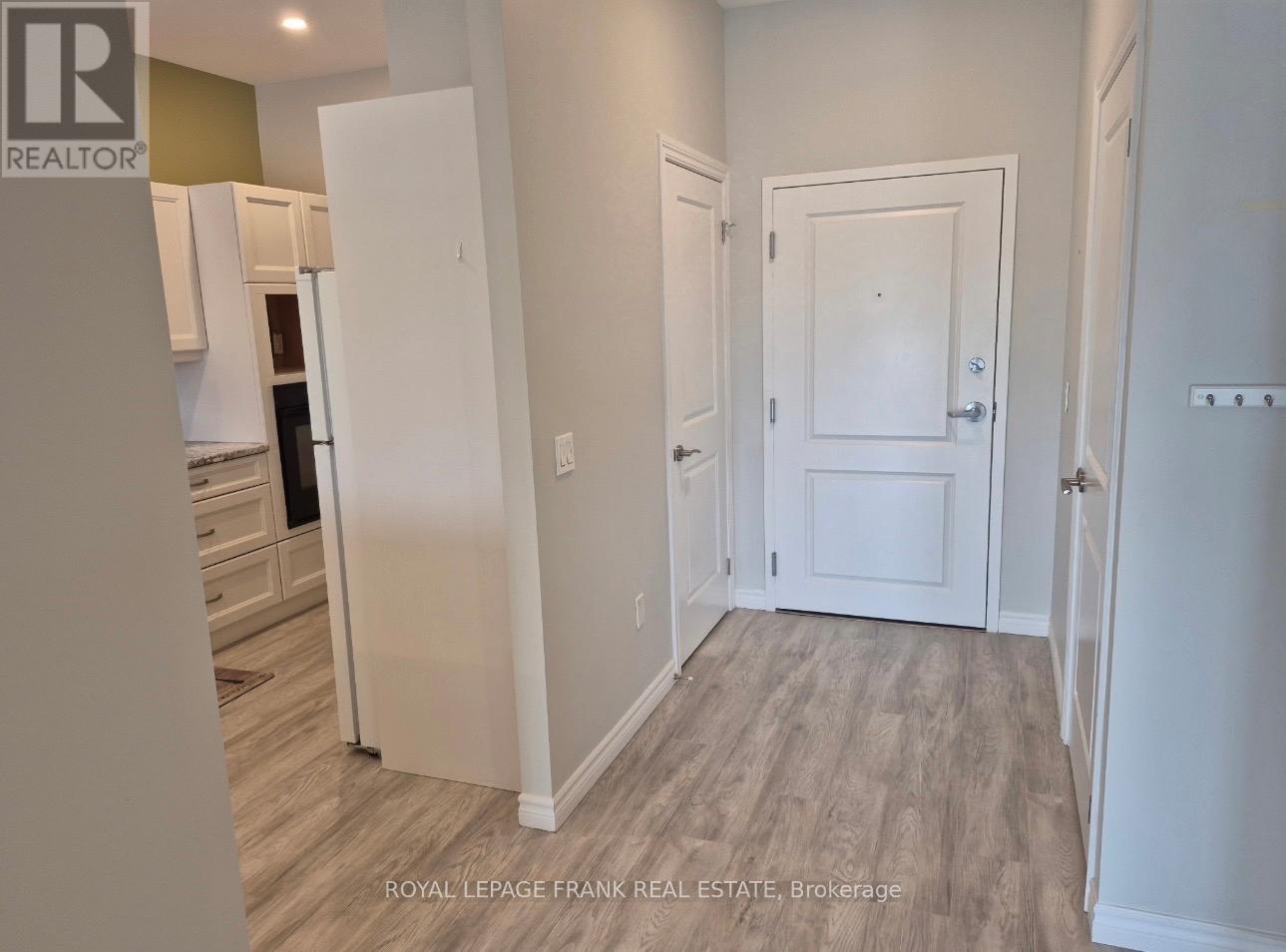 406 - 58 Glenelg Street W, Kawartha Lakes, Ontario  K9V 0M9 - Photo 3 - X13106724