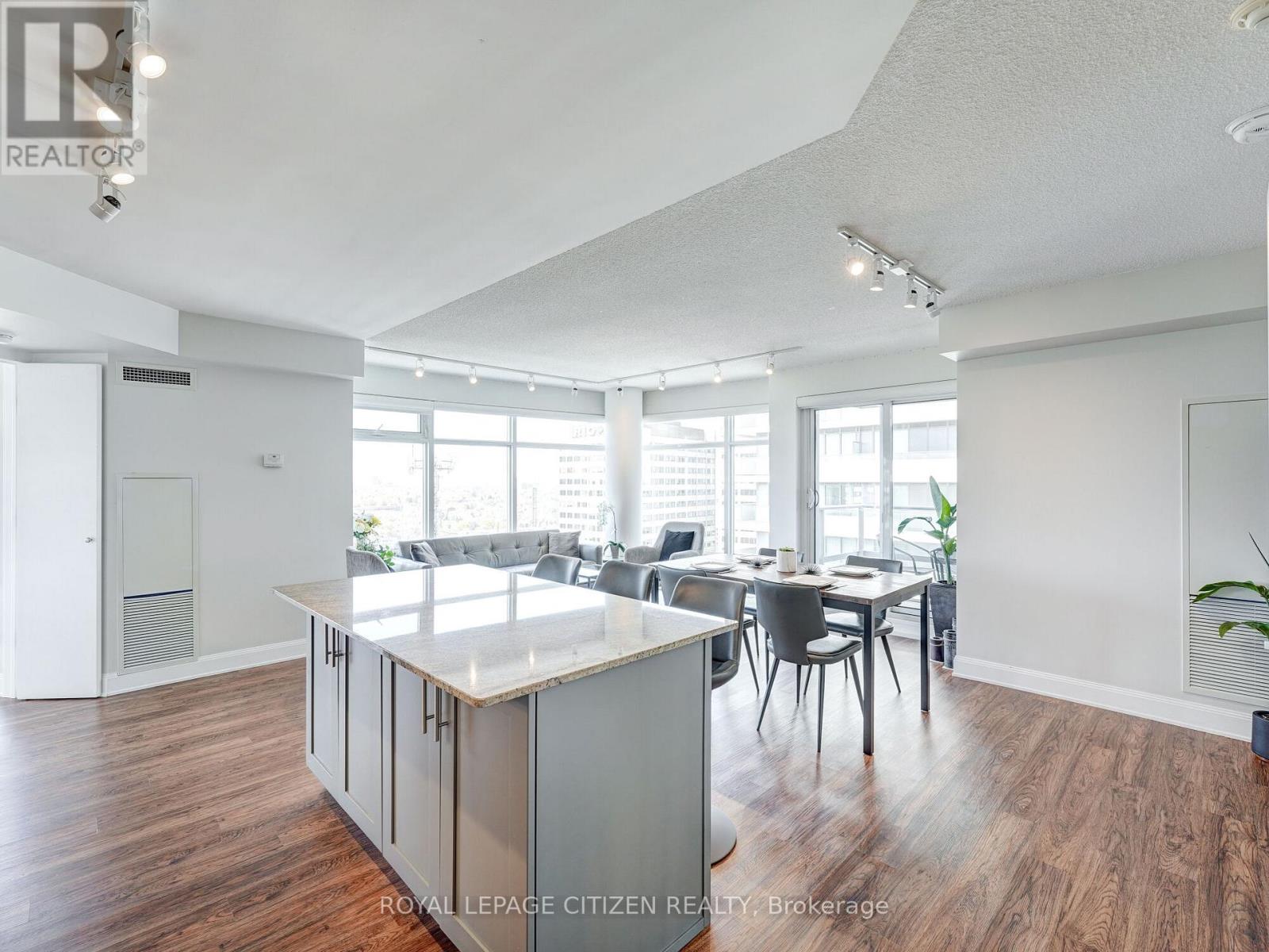 3008 - 2191 Yonge Street, Toronto, Ontario  M4S 3H8 - Photo 11 - C13106722