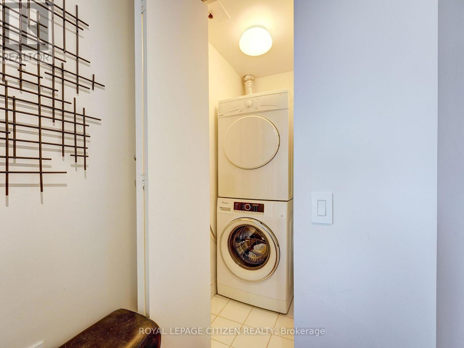 3008 - 2191 Yonge Street, Toronto, Ontario  M4S 3H8 - Photo 6 - C13106722