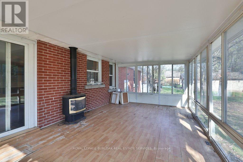 759 King Road, Burlington, Ontario  L7T 3K7 - Photo 15 - W13041778