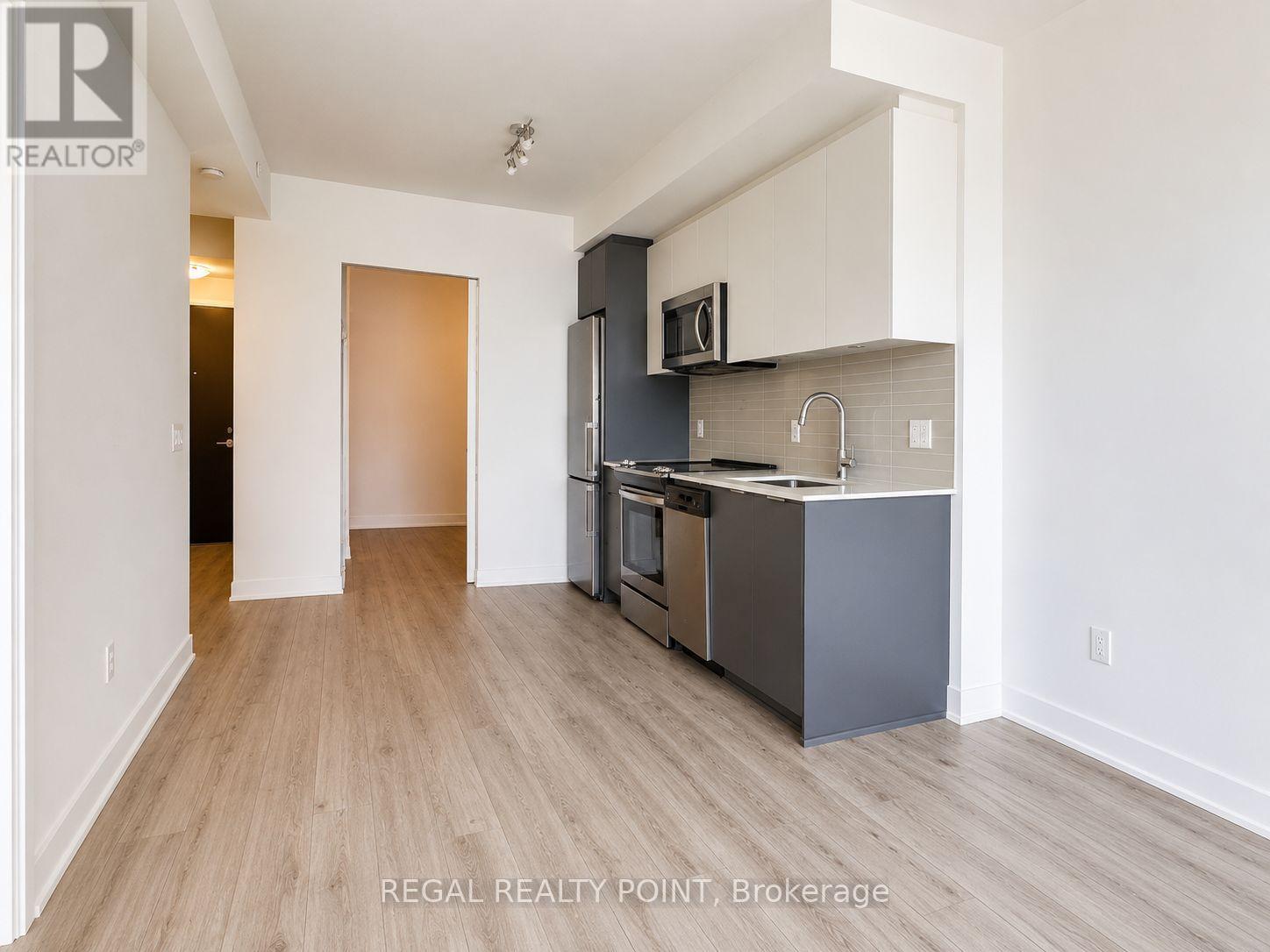 812e - 8868 Yonge Street, Richmond Hill, Ontario  L4C 1Z8 - Photo 2 - N13106712