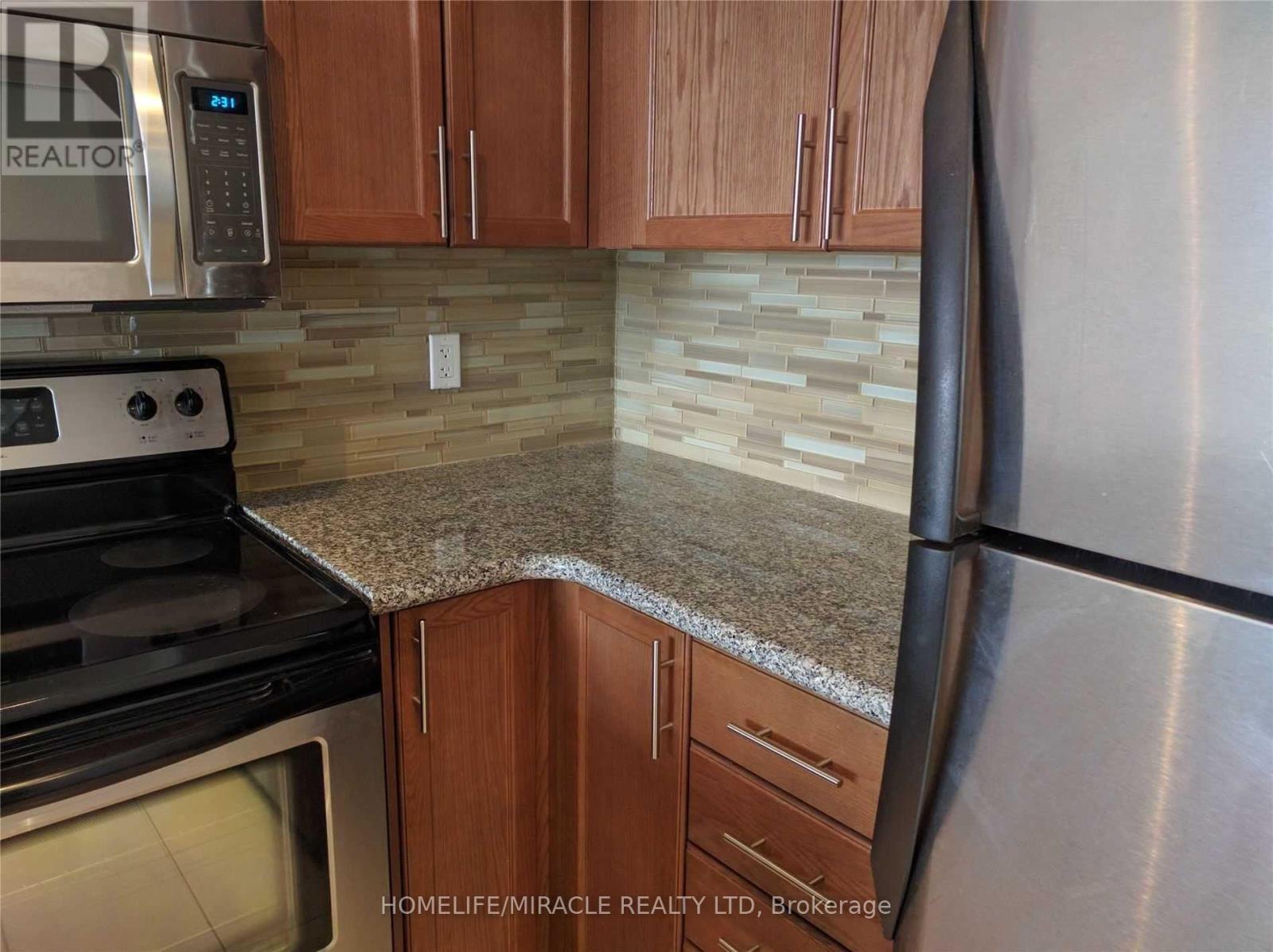 1216 - 18 Harding Boulevard, Richmond Hill, Ontario  L4C 0T3 - Photo 4 - N13106742