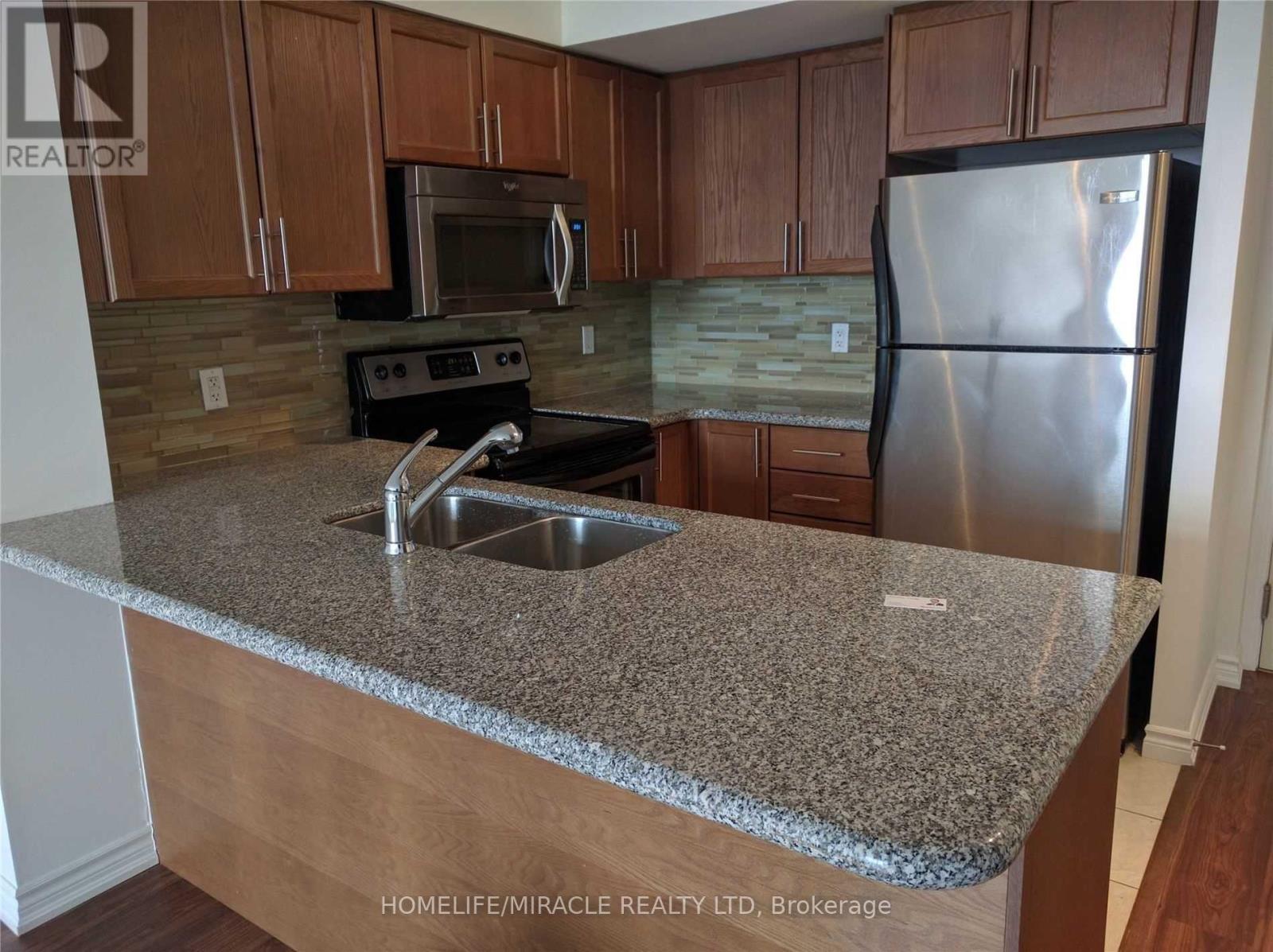 1216 - 18 Harding Boulevard, Richmond Hill, Ontario  L4C 0T3 - Photo 5 - N13106742