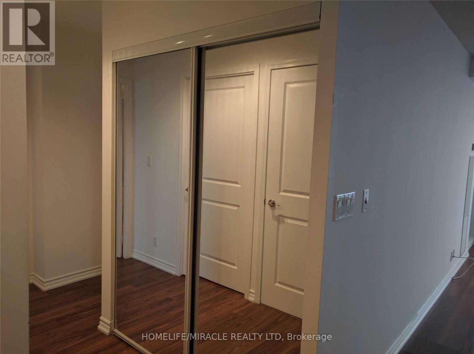 1216 - 18 Harding Boulevard, Richmond Hill, Ontario  L4C 0T3 - Photo 7 - N13106742