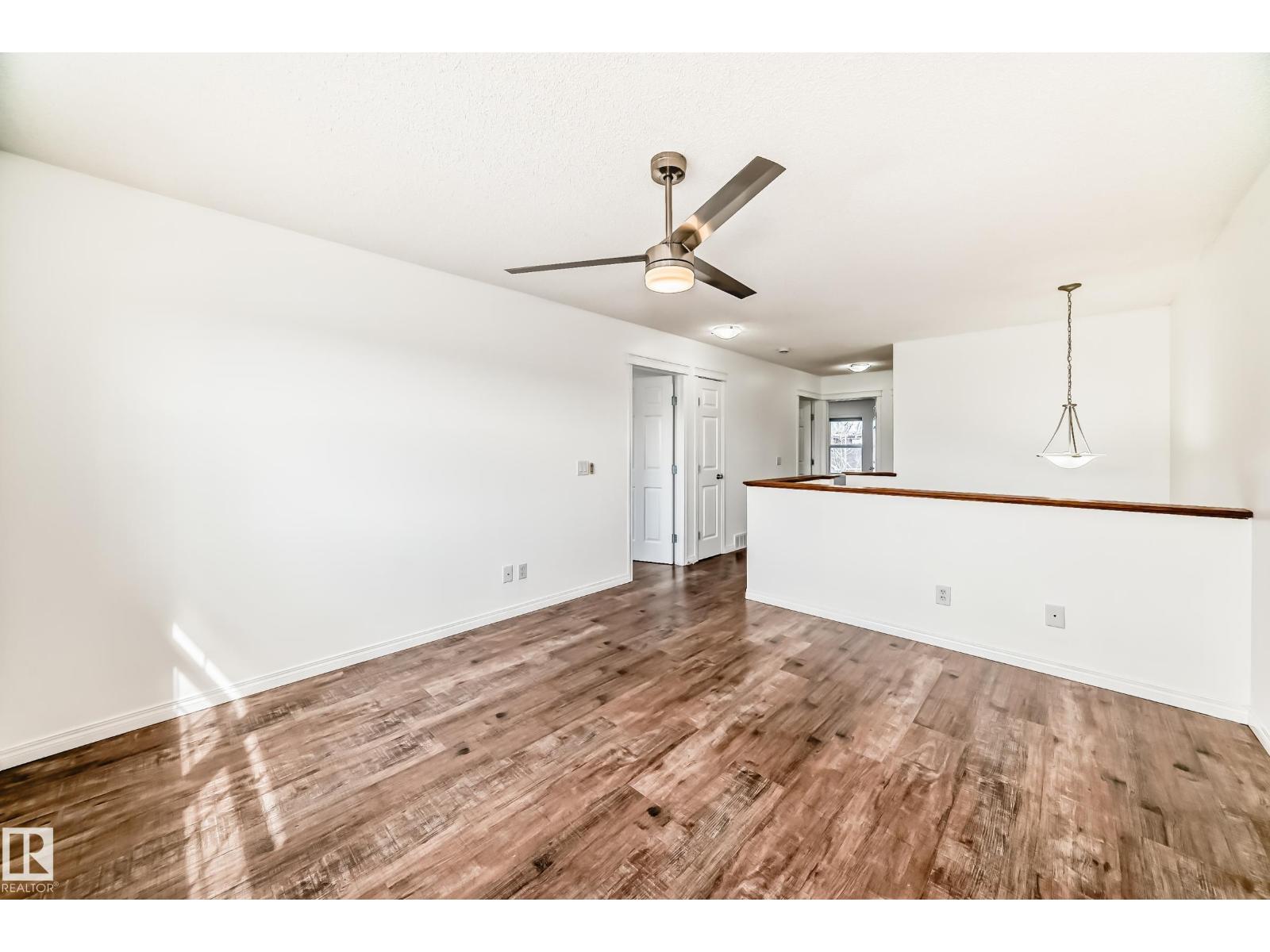 54 Royal Elm Rd, Calgary, Alberta  T3G 5V7 - Photo 12 - E4486754