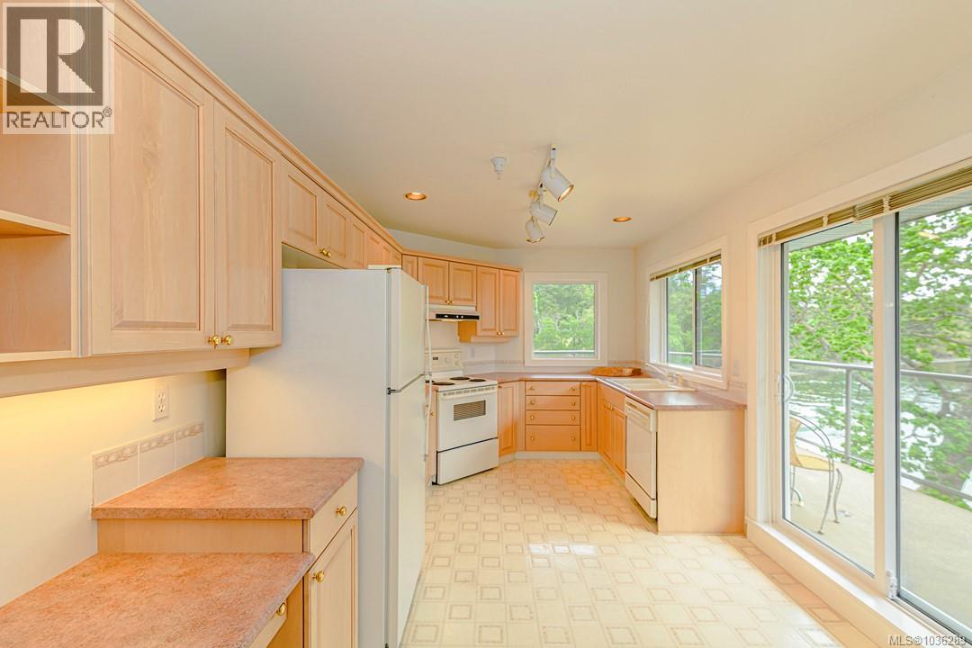 104 1085 Tillicum Rd, Esquimalt, British Columbia  V9A 7M3 - Photo 13 - 1036289