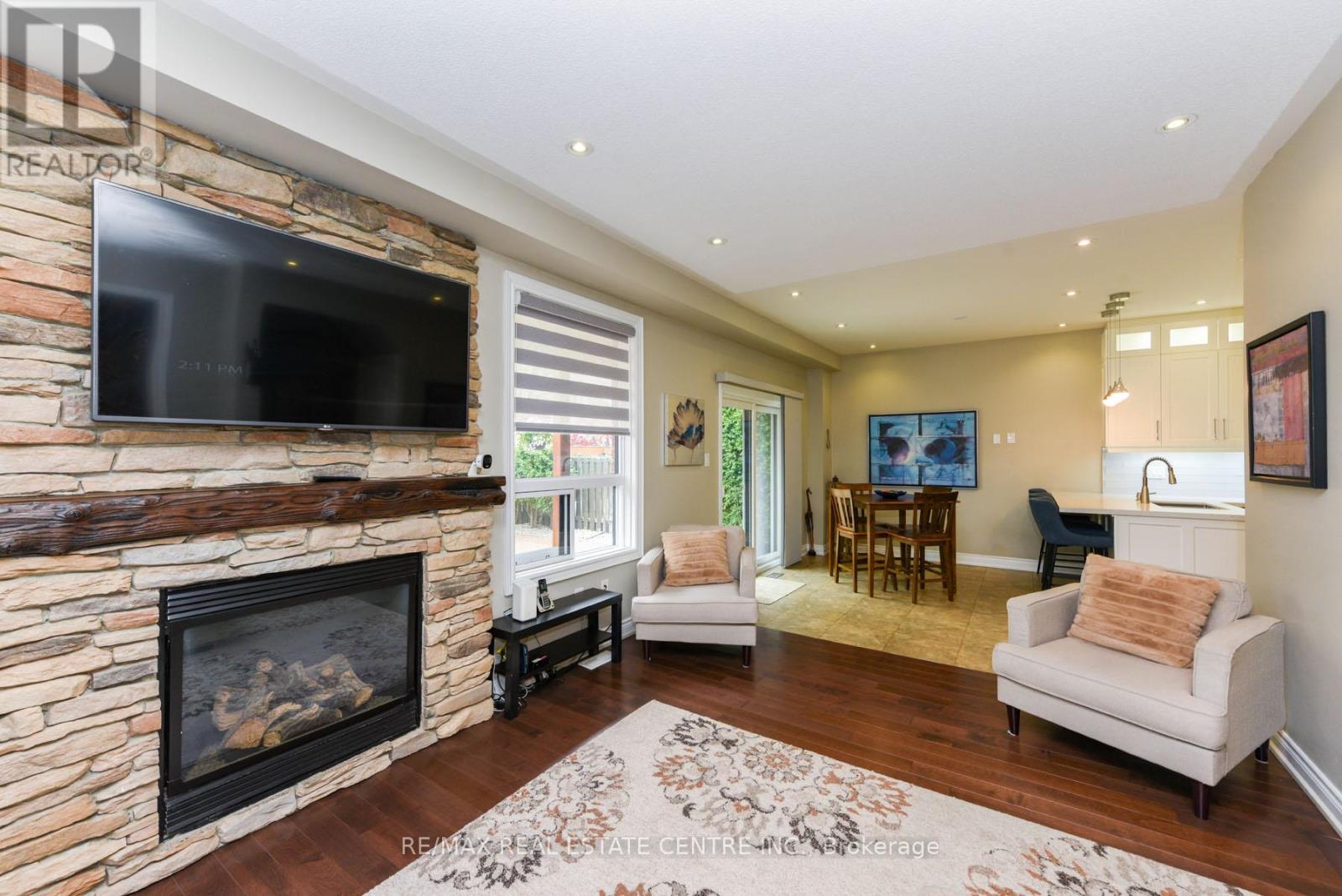3408 Hideaway Place, Mississauga, Ontario  L5M 0A7 - Photo 9 - W13106708