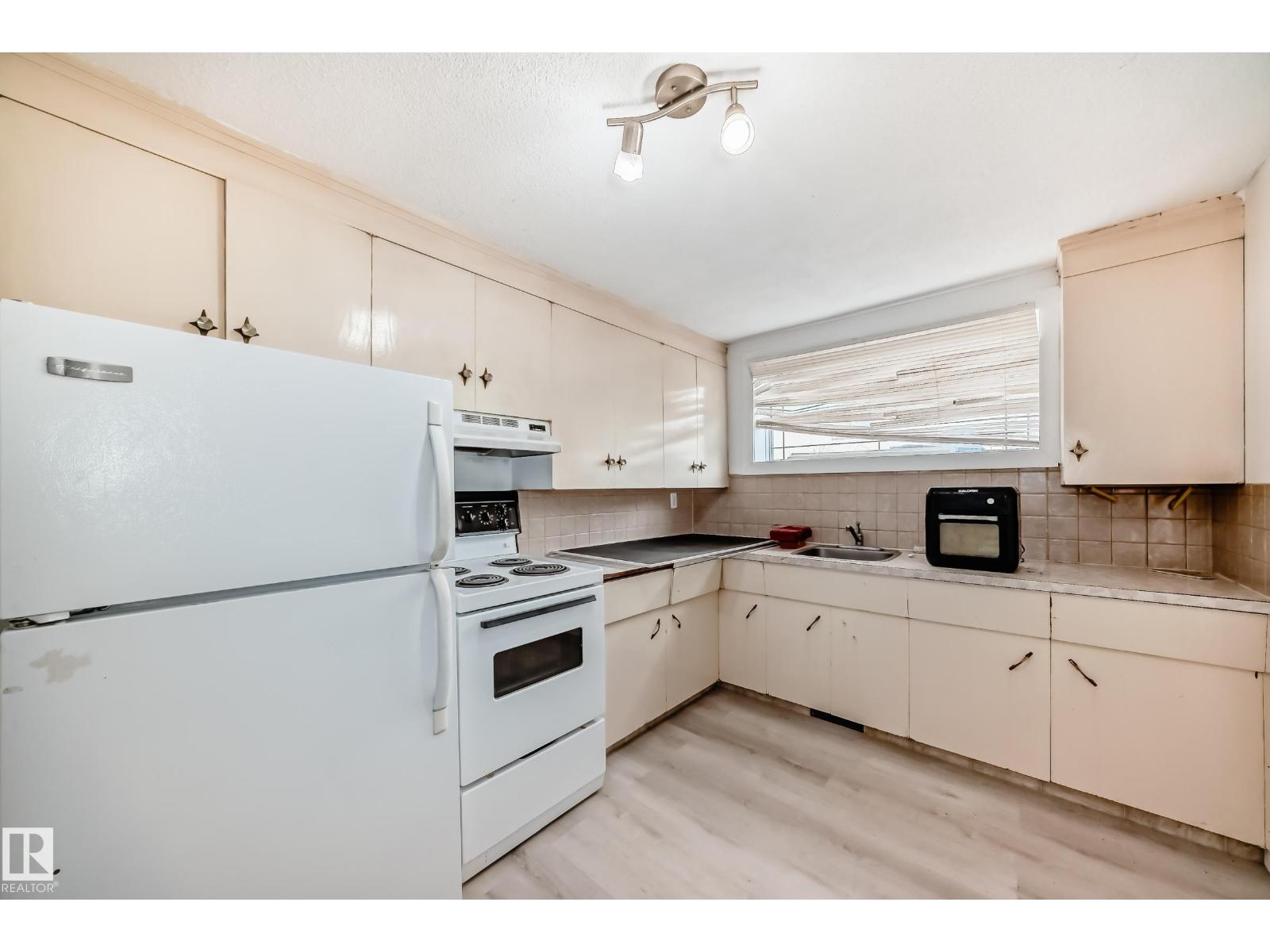 12825 102 St Nw, Edmonton, Alberta  T5E 4J2 - Photo 7 - E4486797