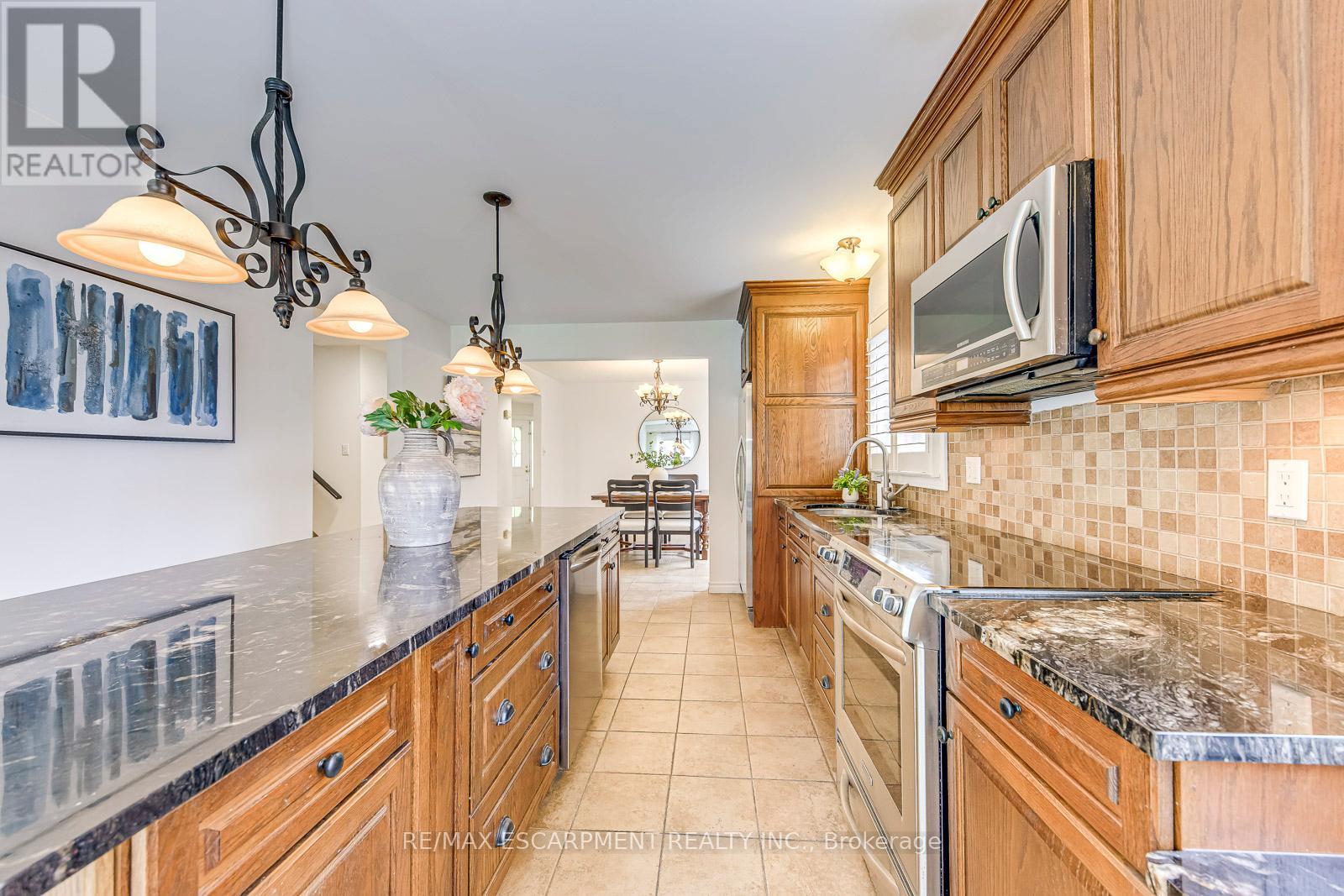 43 Niska Drive, Hamilton, Ontario  L0R 2H3 - Photo 16 - X13106738
