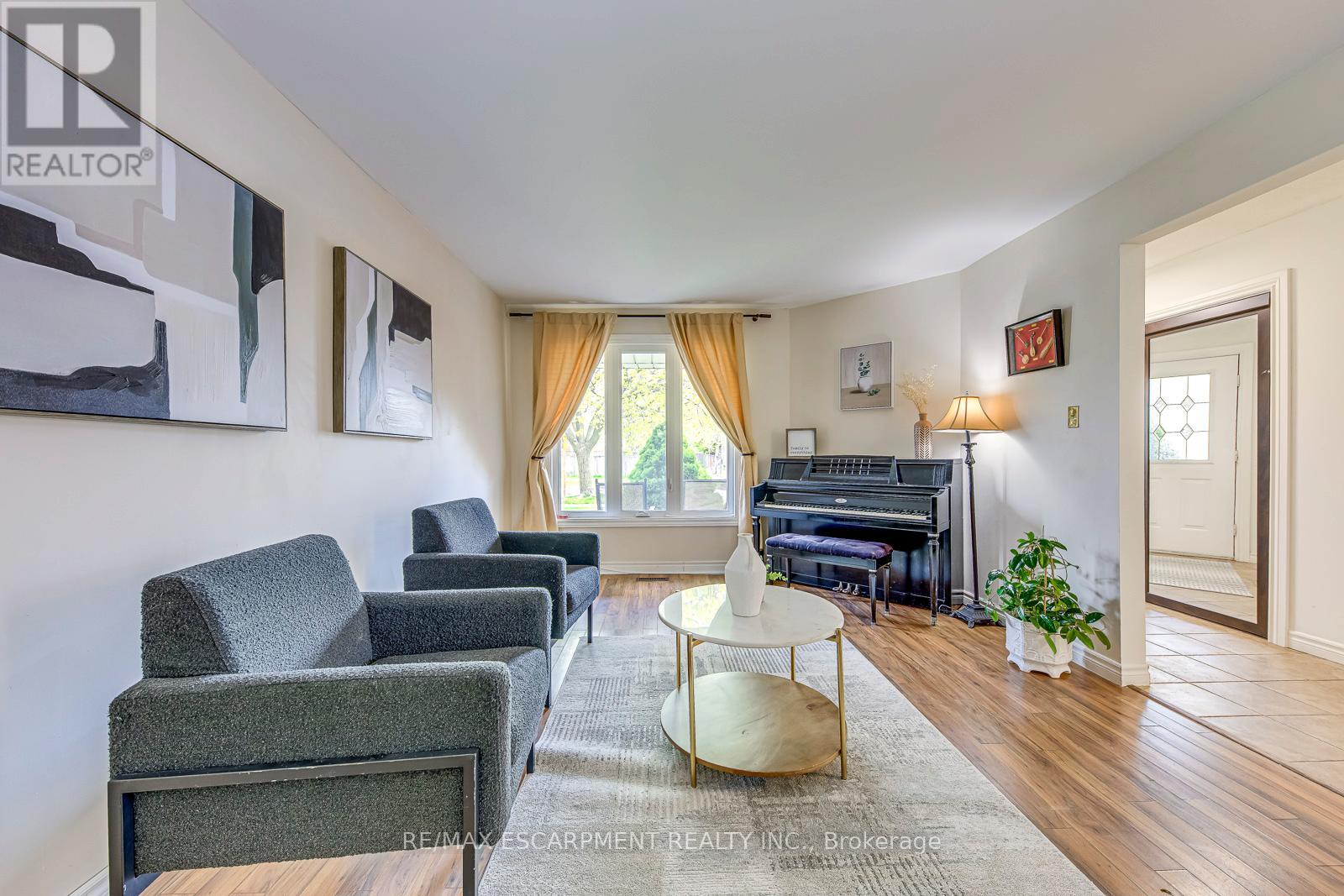 43 Niska Drive, Hamilton, Ontario  L0R 2H3 - Photo 8 - X13106738