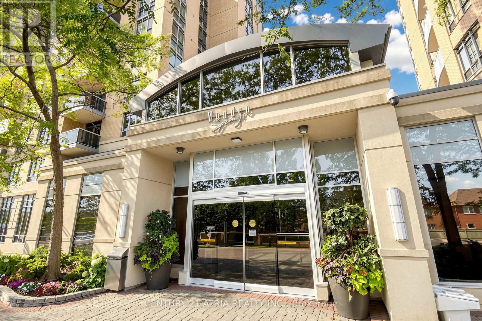 815 - 8 Mondeo Drive, Toronto, Ontario  M1P 5C7 - Photo 3 - E13104722