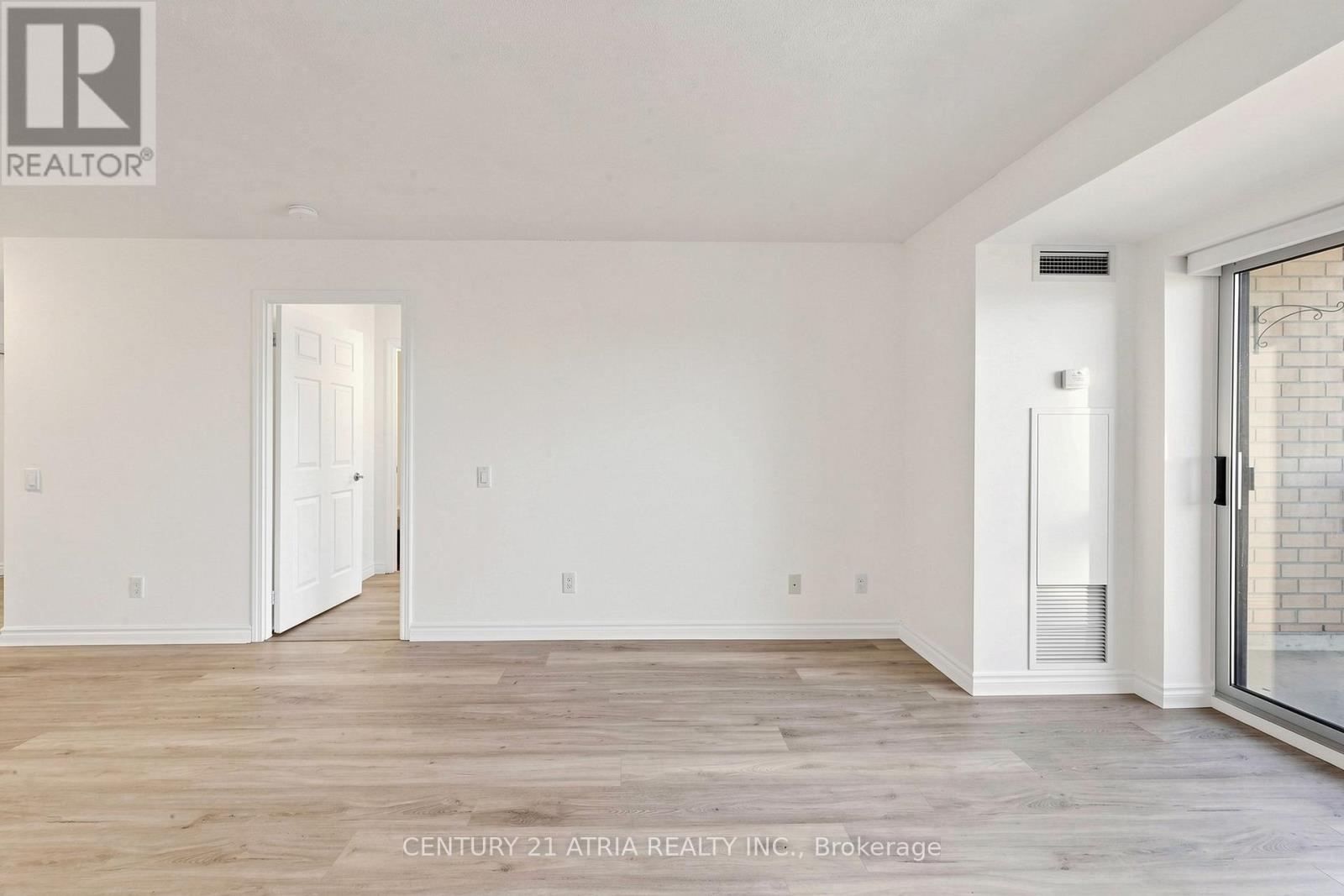 815 - 8 Mondeo Drive, Toronto, Ontario  M1P 5C7 - Photo 12 - E13104722