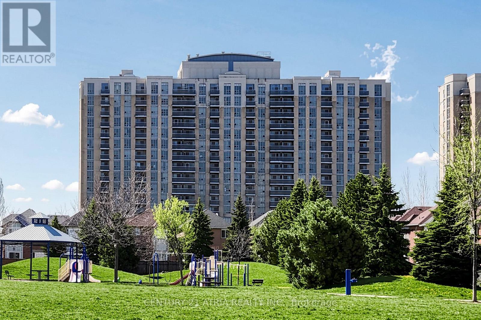 815 - 8 Mondeo Drive, Toronto, Ontario  M1P 5C7 - Photo 2 - E13104722