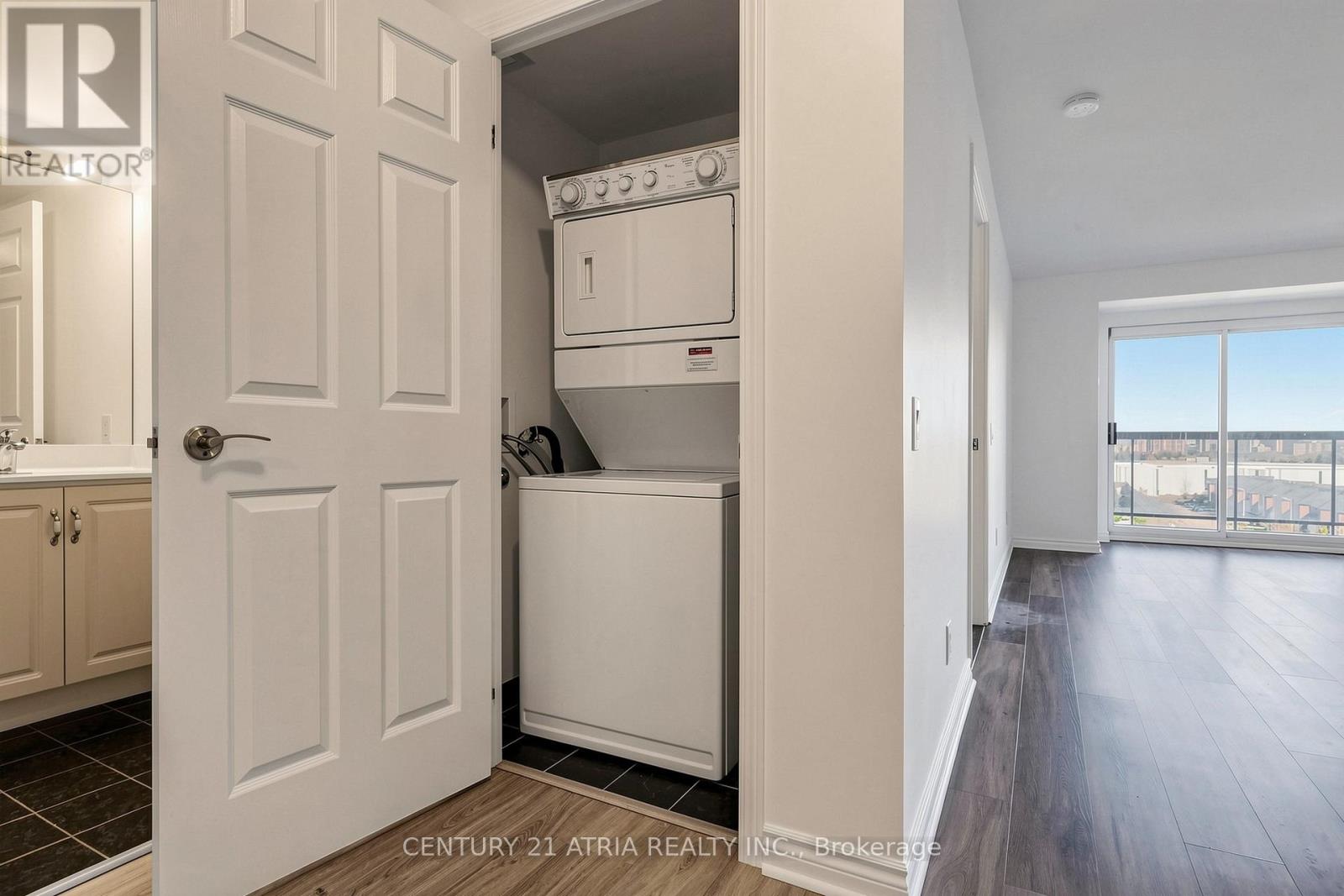 815 - 8 Mondeo Drive, Toronto, Ontario  M1P 5C7 - Photo 21 - E13104722