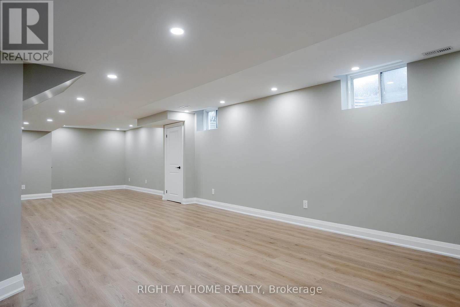 3353 Skipton Lane, Oakville, Ontario  L6M 0K3 - Photo 40 - W13100444