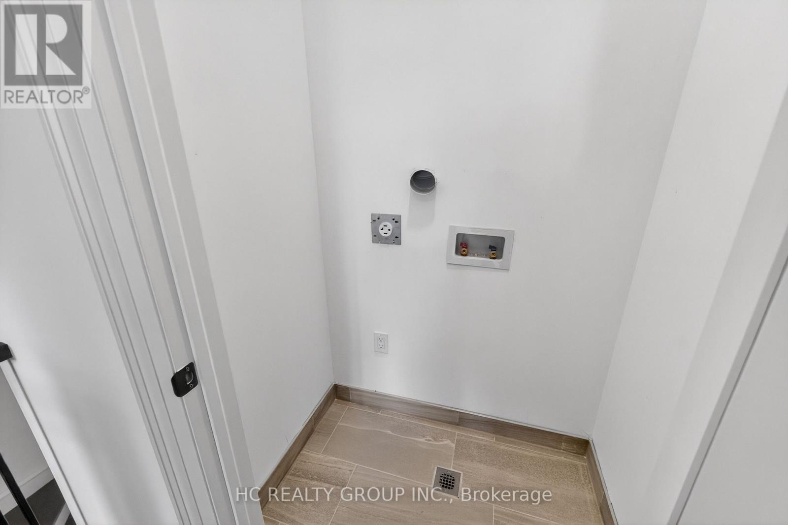 3313-Lot 99 Taha Gardens, Oakville, Ontario  L6M 4K1 - Photo 41 - W13105994