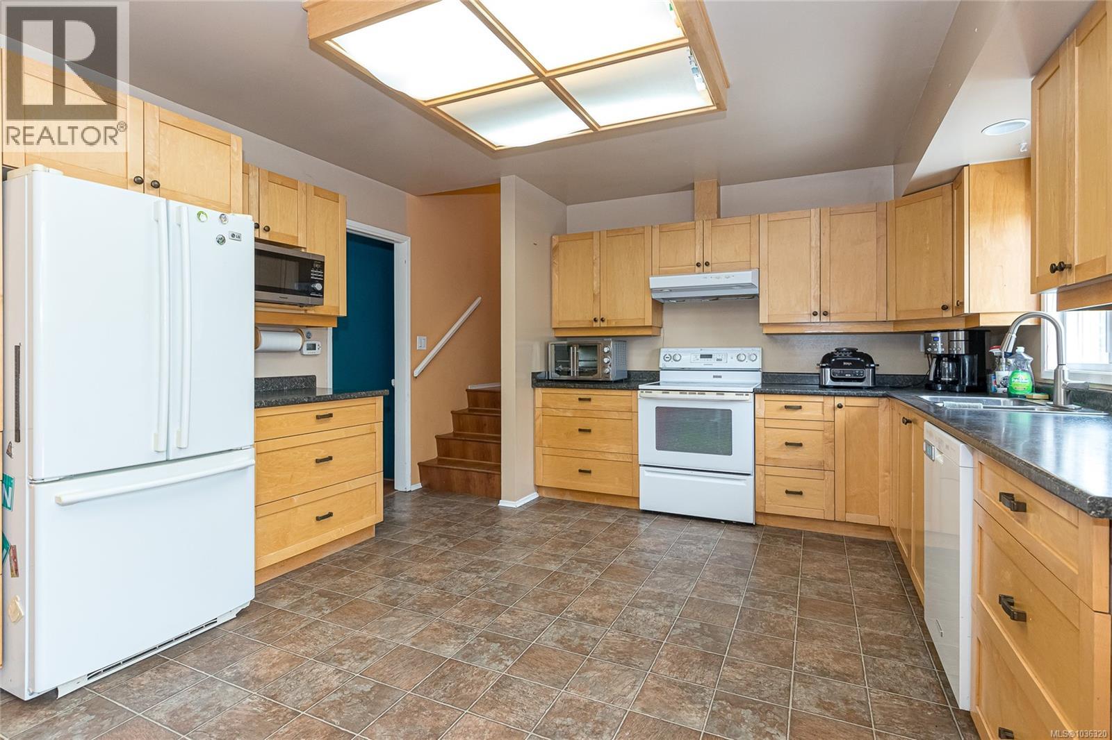 1268 Marchant Rd, Central Saanich, British Columbia  V8M 1G5 - Photo 8 - 1036320