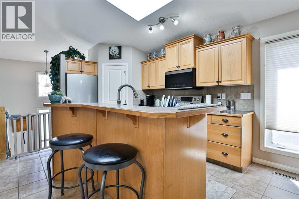 499 Lynx Crescent N, Lethbridge, Alberta  T1H 6X5 - Photo 13 - A2309589