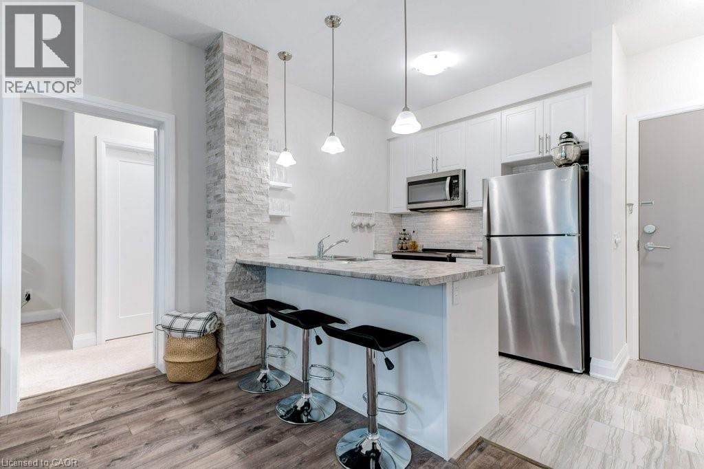 16 Concord Place Unit# 123, Grimsby, Ontario  L3M 0J1 - Photo 6 - 40828742