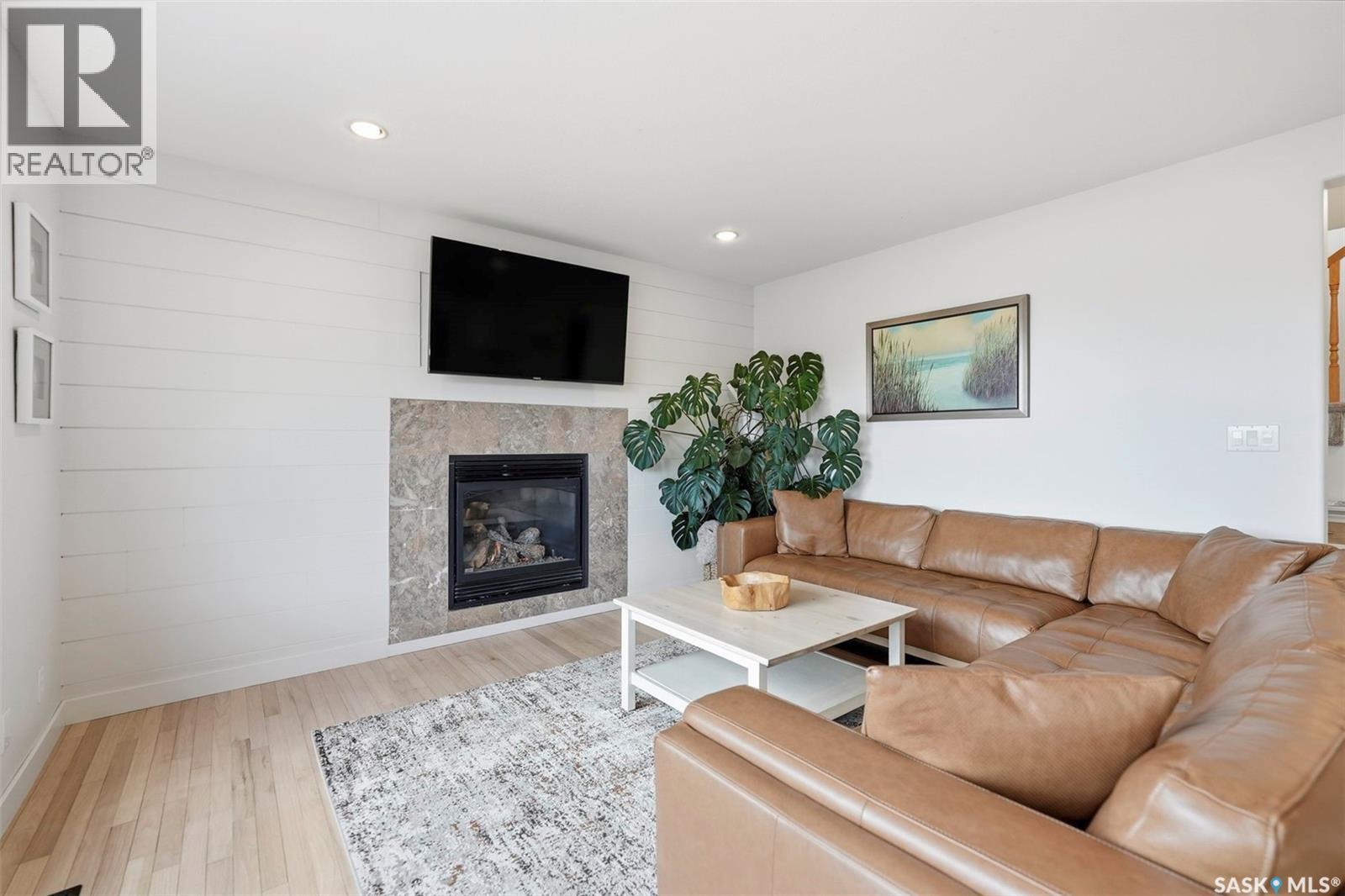 402 Crystal Bay, Warman, Saskatchewan  S0K 0A1 - Photo 5 - SK035380