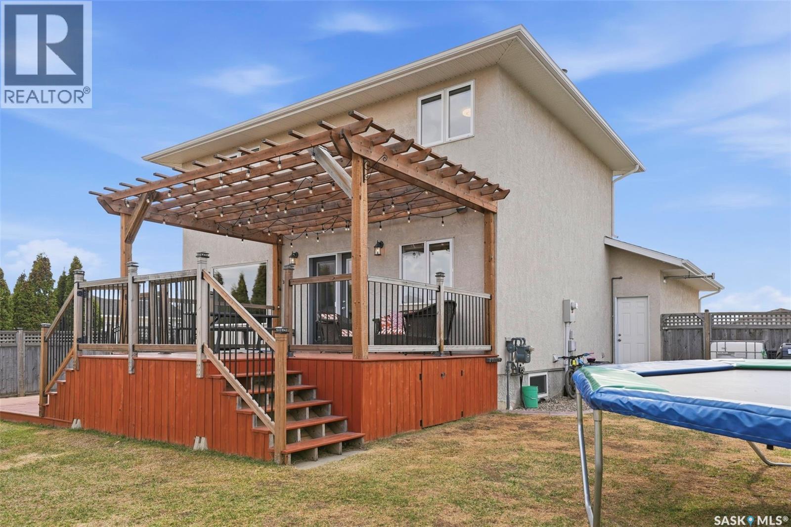 402 Crystal Bay, Warman, Saskatchewan  S0K 0A1 - Photo 37 - SK035380