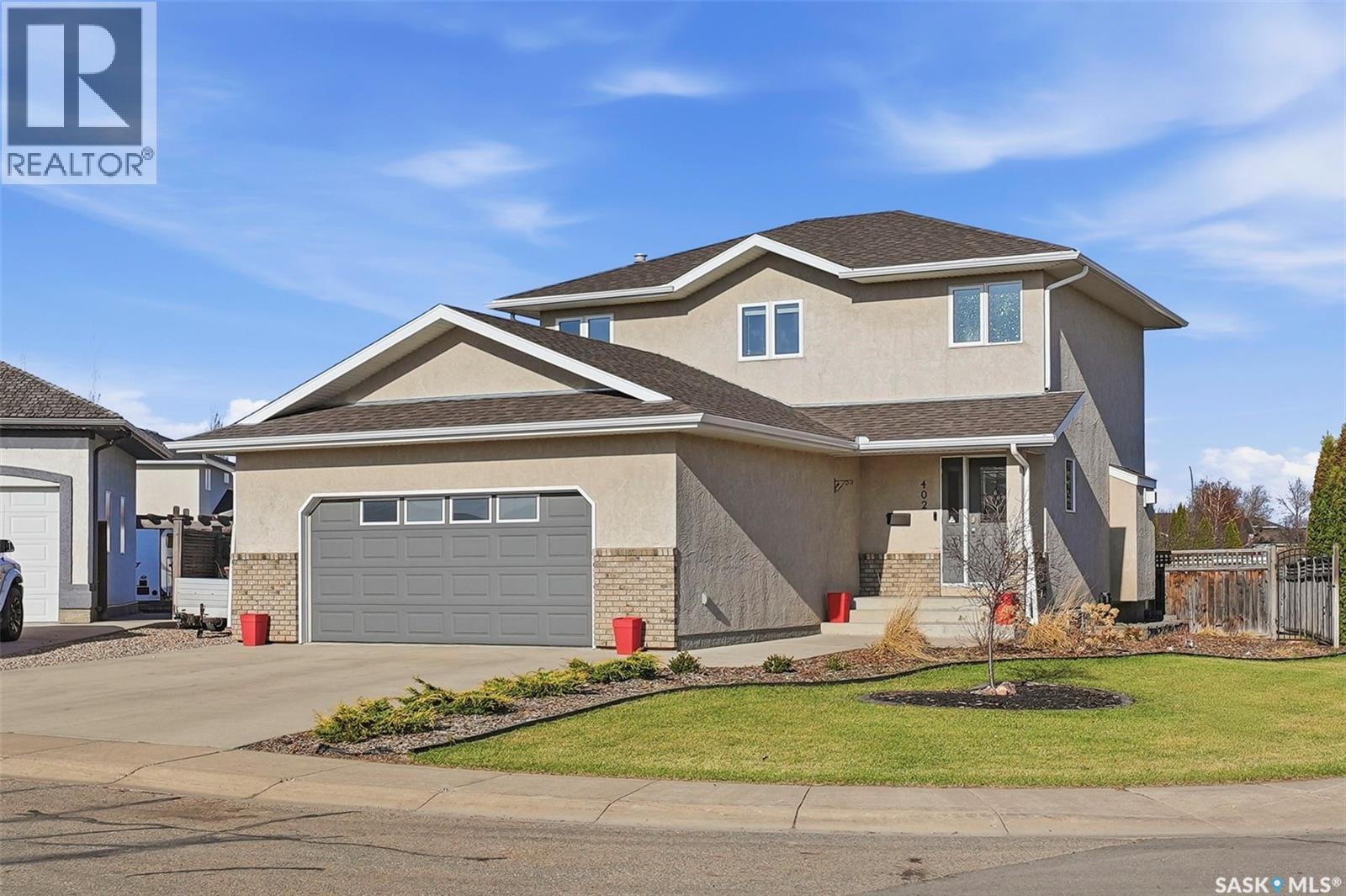 402 Crystal Bay, Warman, Saskatchewan  S0K 0A1 - Photo 2 - SK035380