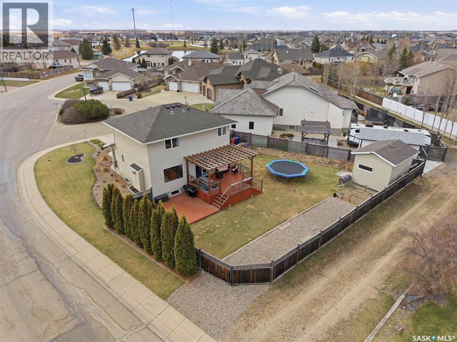 402 Crystal Bay, Warman, Saskatchewan  S0K 0A1 - Photo 3 - SK035380