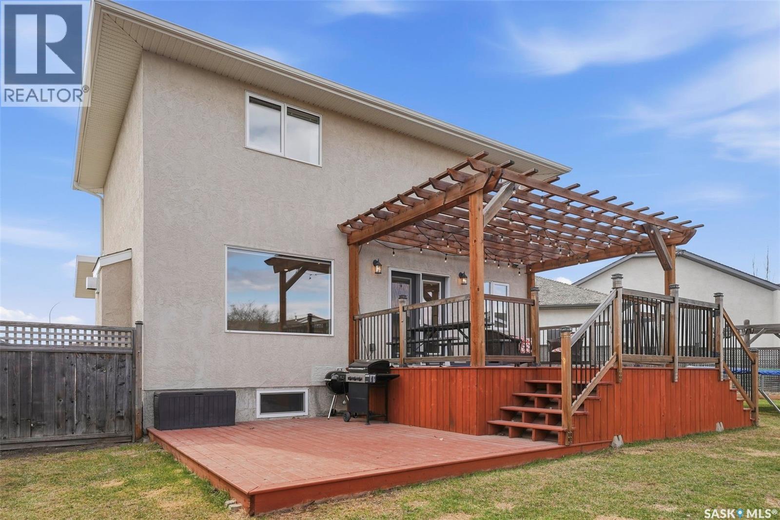 402 Crystal Bay, Warman, Saskatchewan  S0K 0A1 - Photo 36 - SK035380