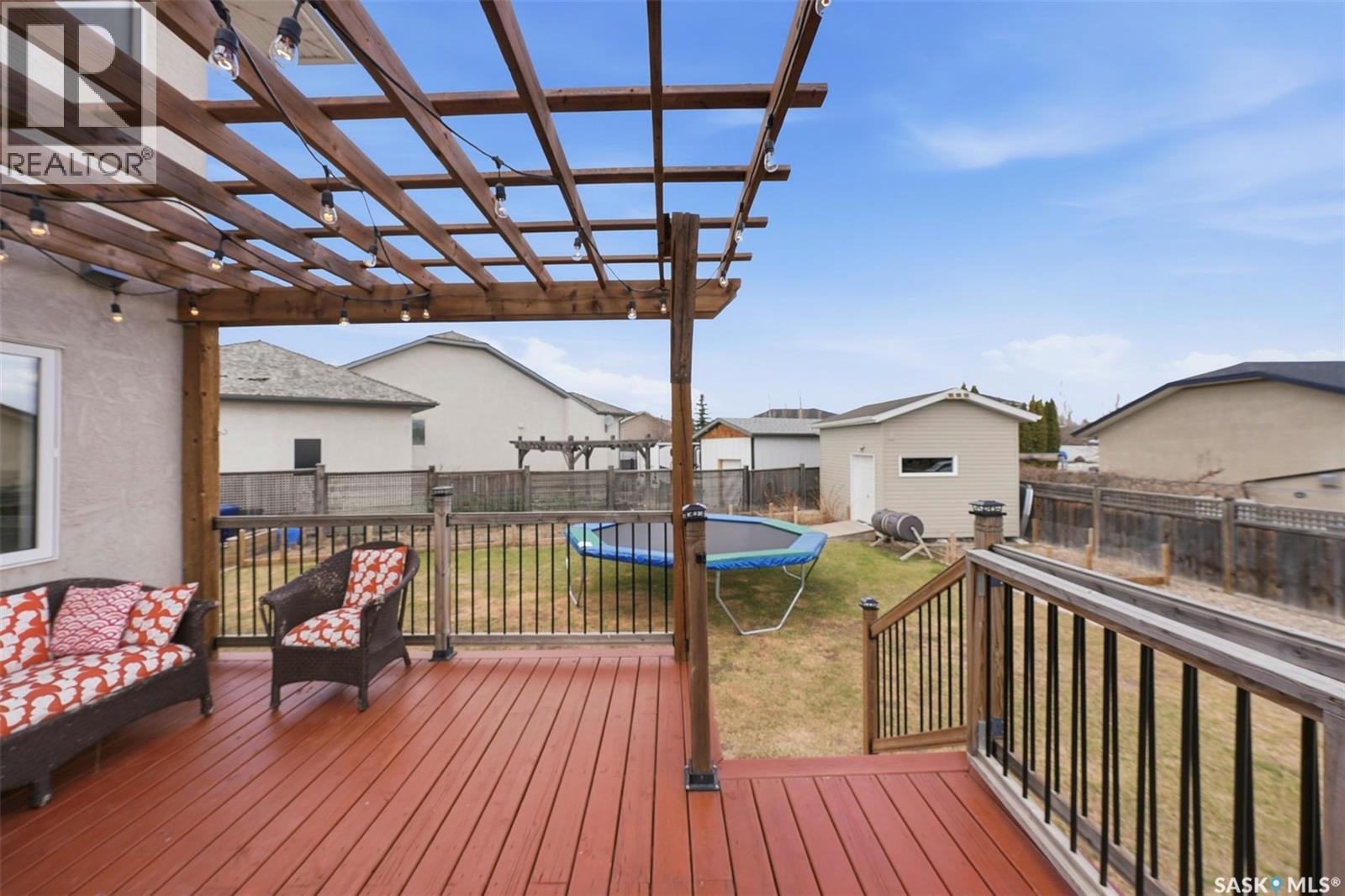 402 Crystal Bay, Warman, Saskatchewan  S0K 0A1 - Photo 34 - SK035380