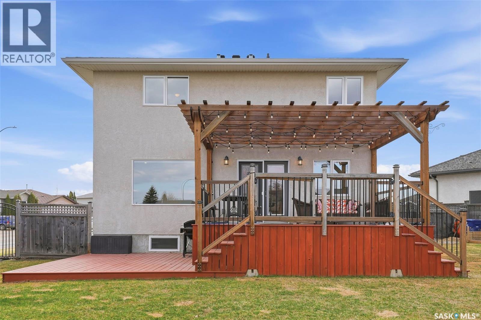 402 Crystal Bay, Warman, Saskatchewan  S0K 0A1 - Photo 38 - SK035380