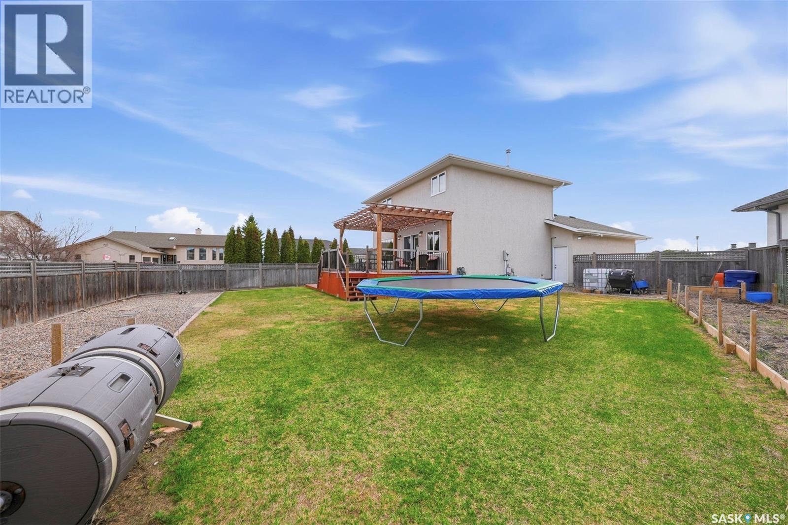 402 Crystal Bay, Warman, Saskatchewan  S0K 0A1 - Photo 42 - SK035380