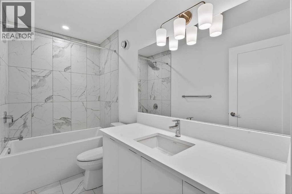 2537 Sovereign Crescent Sw, Calgary, Alberta  T3C 3Y3 - Photo 23 - A2308805