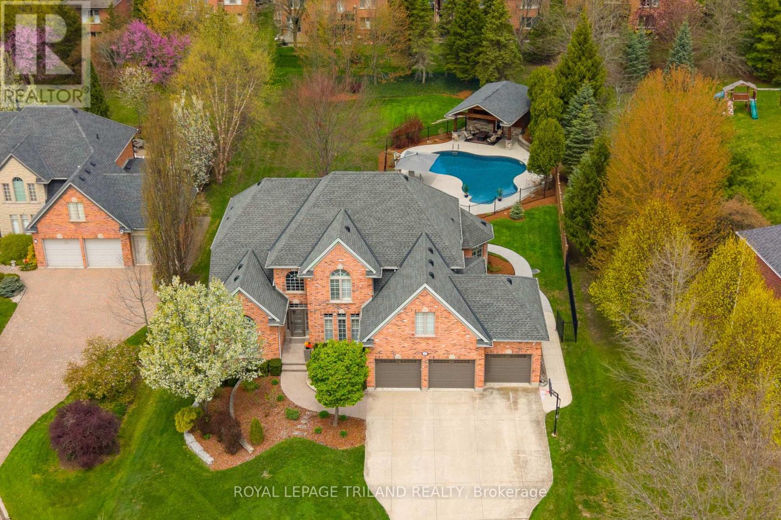 58 NORTHUMBERLAND ROAD, London North, Ontario