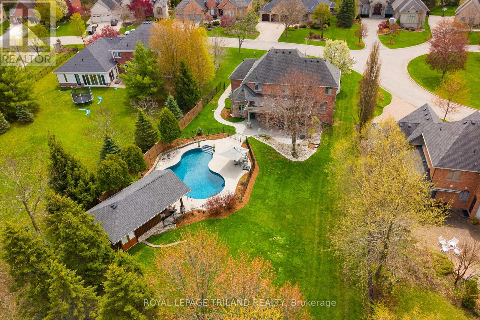 58 Northumberland Road, London North, Ontario  N6H 5H5 - Photo 38 - X13103314