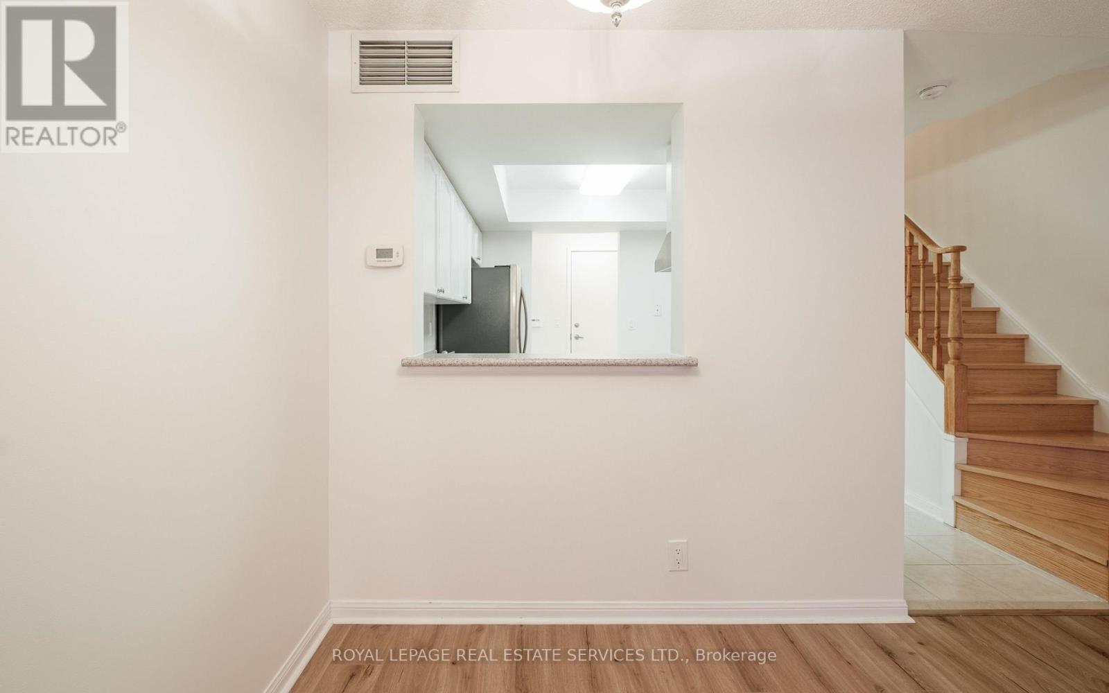 1306 - 28 Sommerset Way, Toronto, Ontario  M2N 6W7 - Photo 11 - C13106848