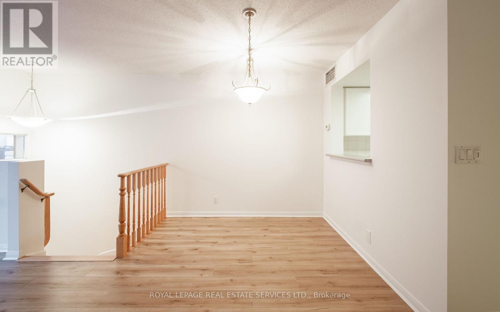 1306 - 28 Sommerset Way, Toronto, Ontario  M2N 6W7 - Photo 9 - C13106848