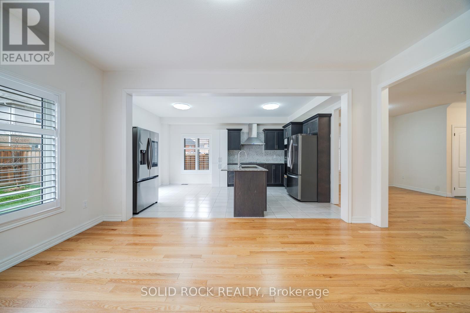 22 Tait Crescent, Clarington, Ontario  L1C 7G7 - Photo 10 - E13106852