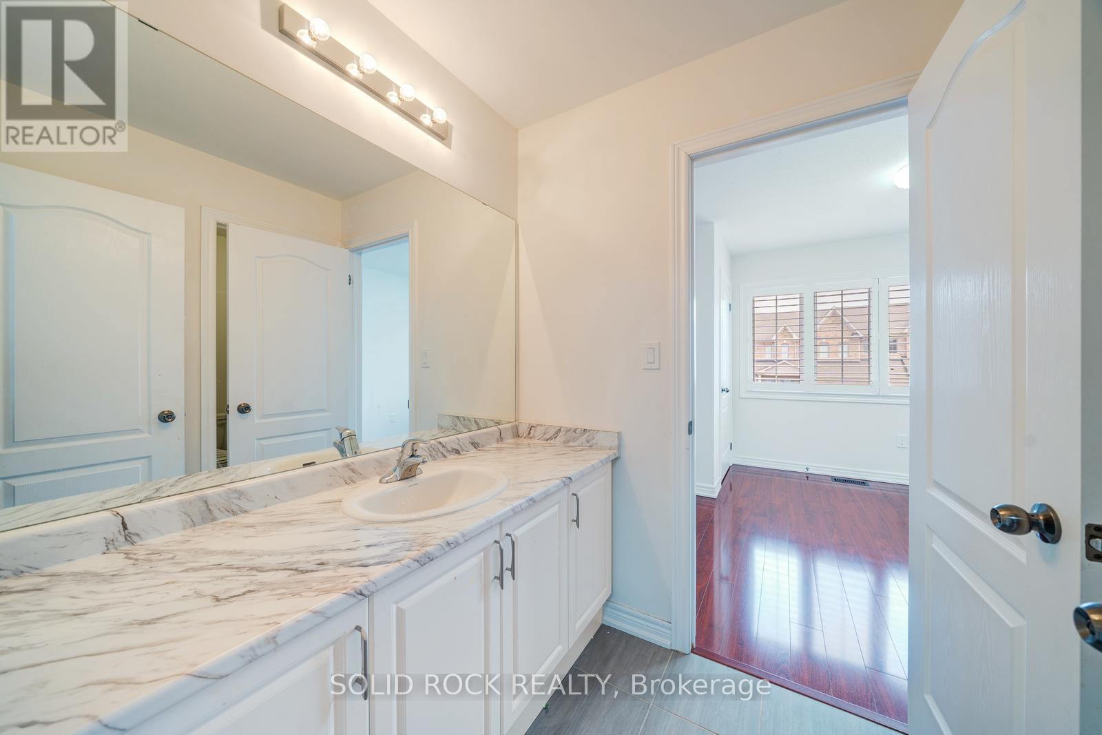 22 Tait Crescent, Clarington, Ontario  L1C 7G7 - Photo 27 - E13106852