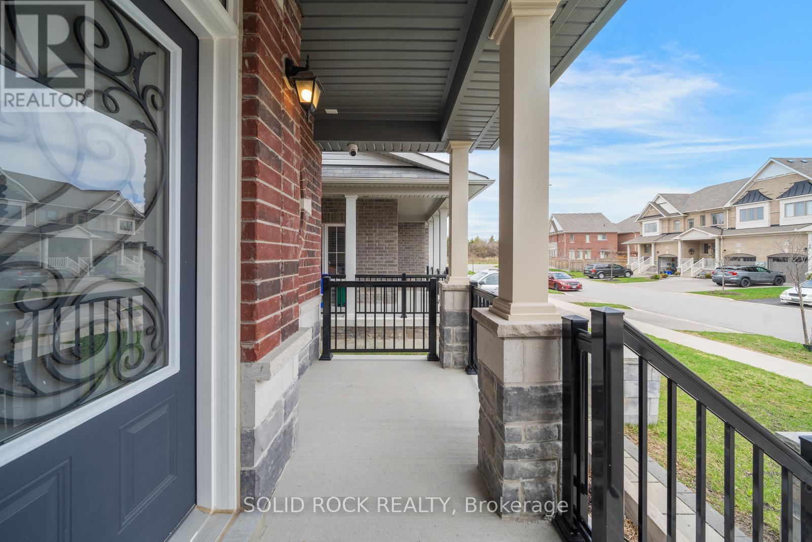 22 Tait Crescent, Clarington, Ontario  L1C 7G7 - Photo 3 - E13106852