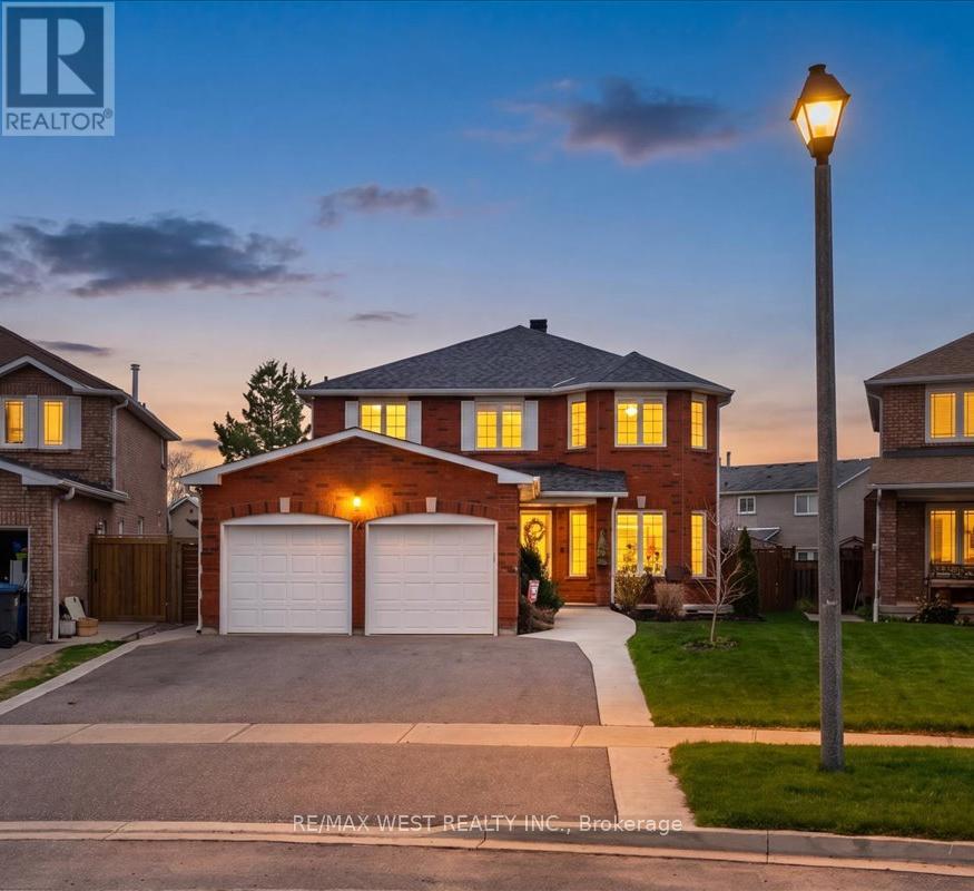 12 Berrydown Drive, Caledon, Ontario  L7E 1L8 - Photo 2 - W13090894