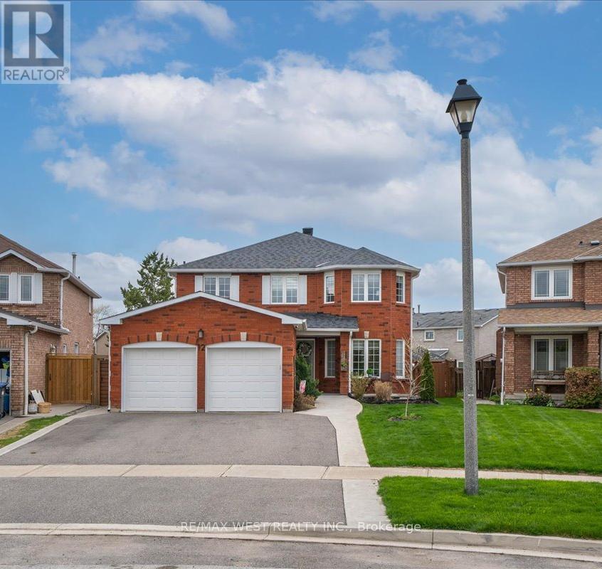 12 Berrydown Drive, Caledon, Ontario  L7E 1L8 - Photo 3 - W13090894