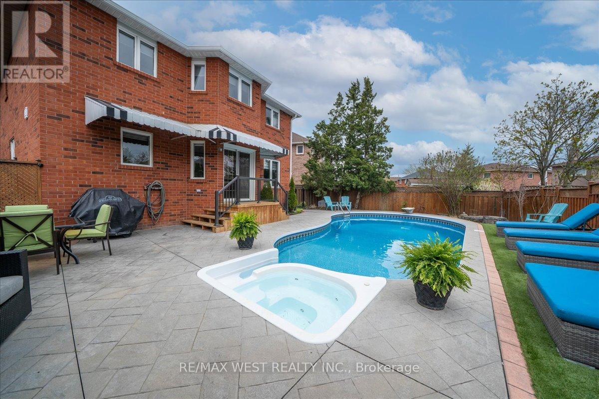 12 Berrydown Drive, Caledon, Ontario  L7E 1L8 - Photo 47 - W13090894