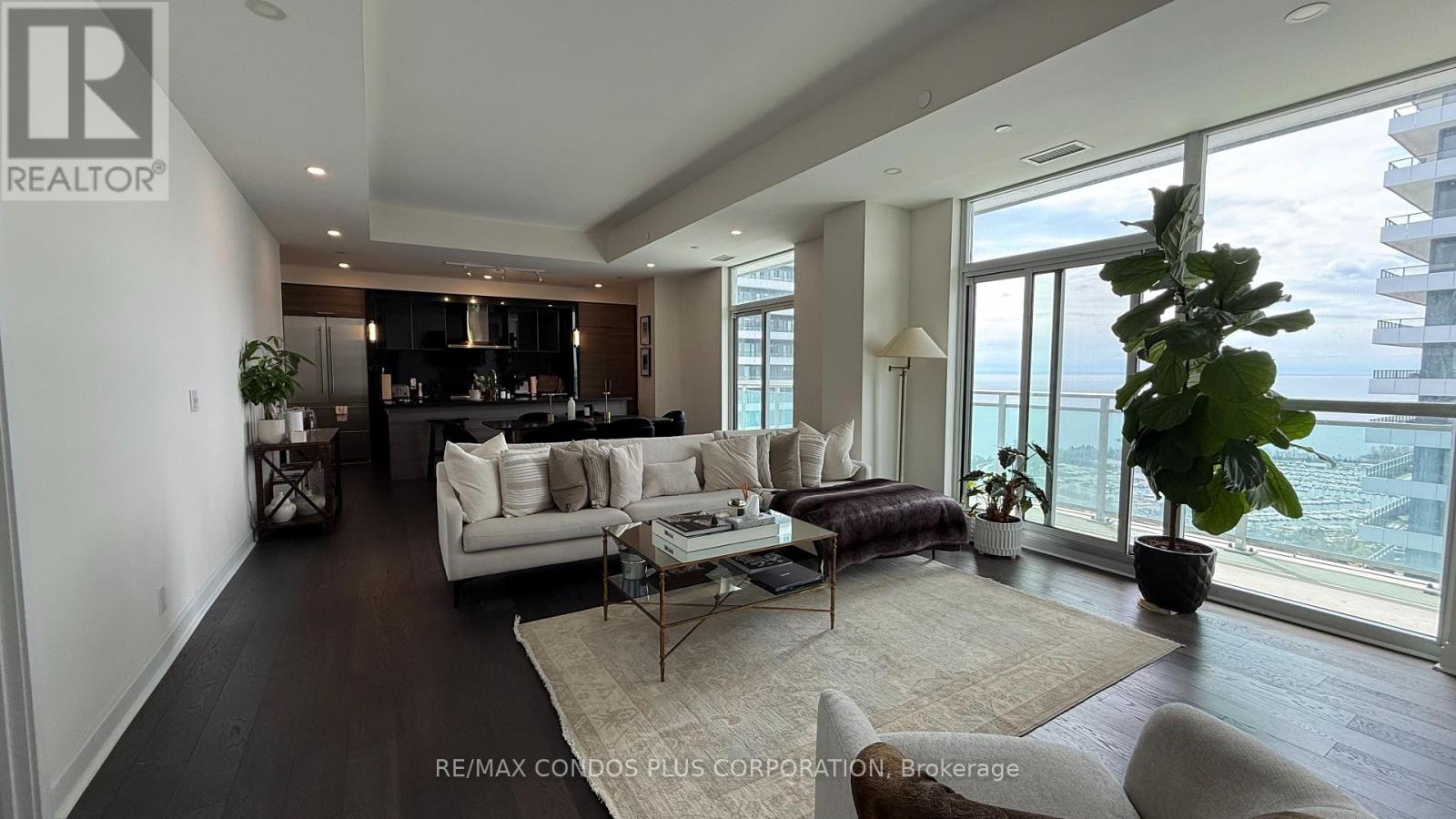 3901 - 33 SHORE BREEZE DRIVE, Toronto, Ontario