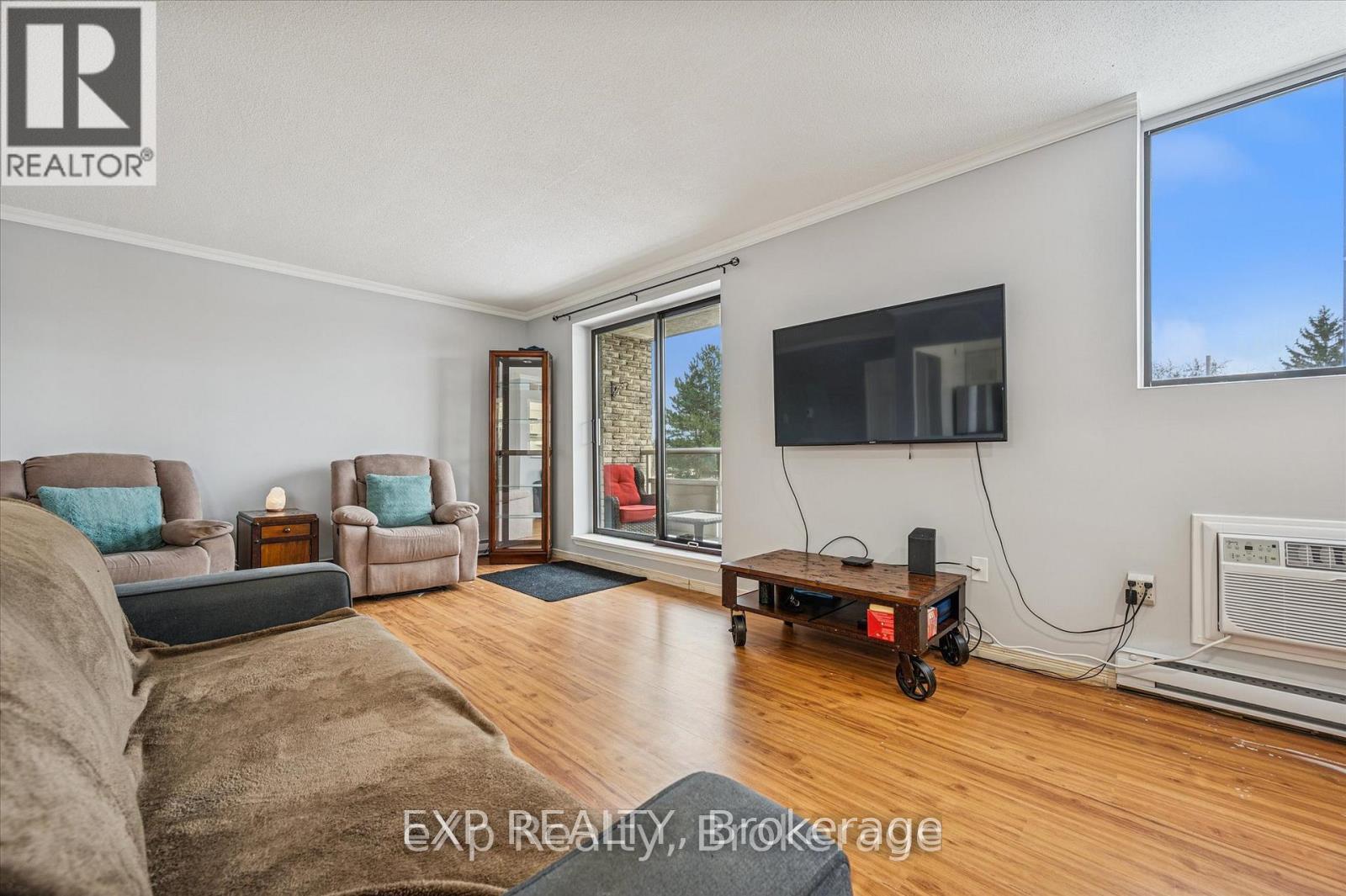 301 - 93 Westwood Road, Guelph, Ontario  N1H 7J7 - Photo 7 - X12835100