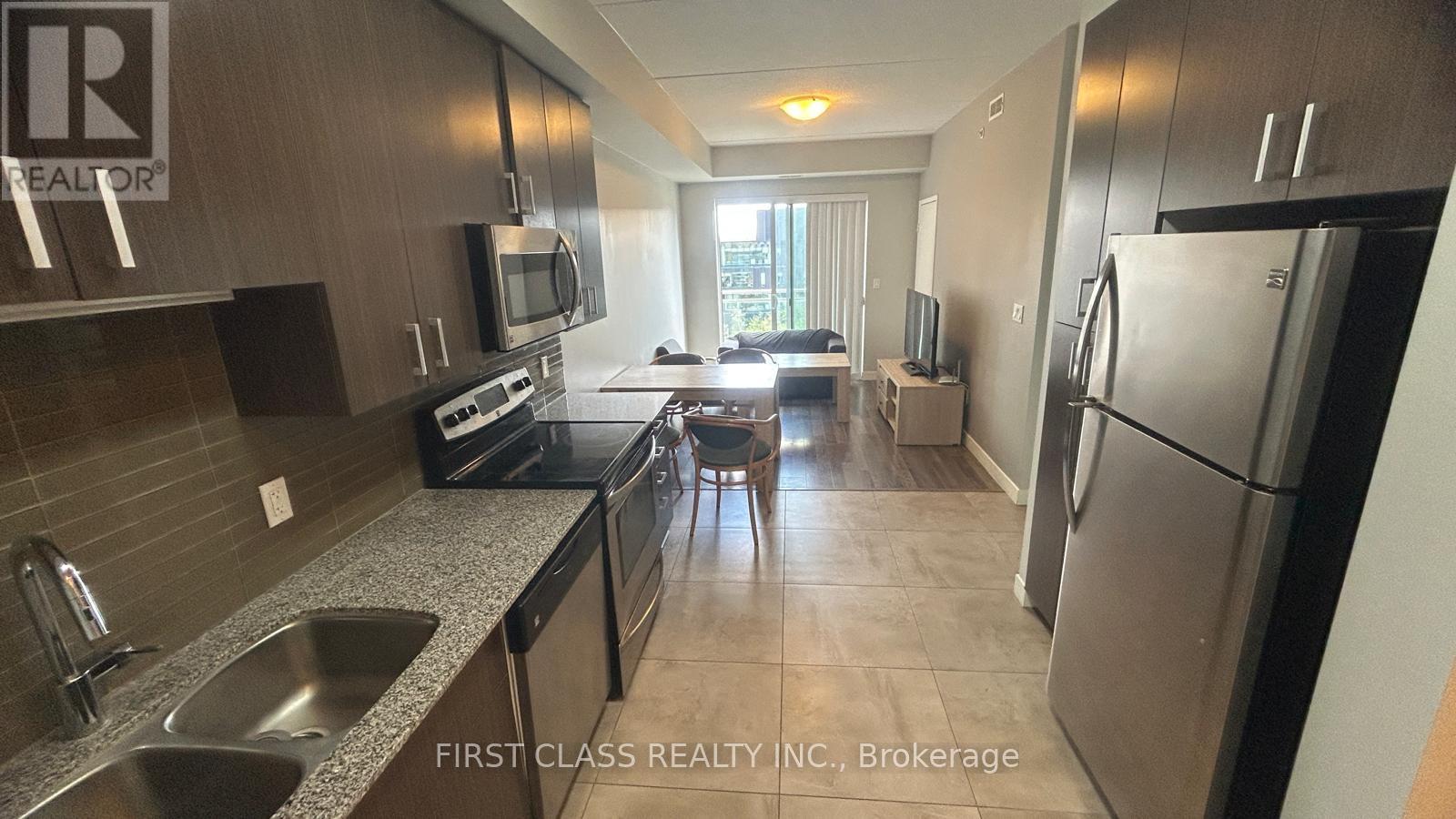B601 - 62 Balsam Street, Waterloo, Ontario  N2L 3H2 - Photo 2 - X13084986