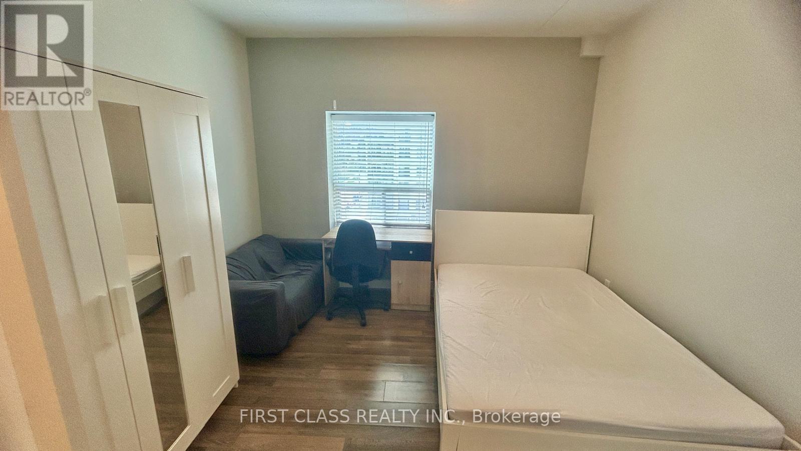 B601 - 62 Balsam Street, Waterloo, Ontario  N2L 3H2 - Photo 5 - X13084986